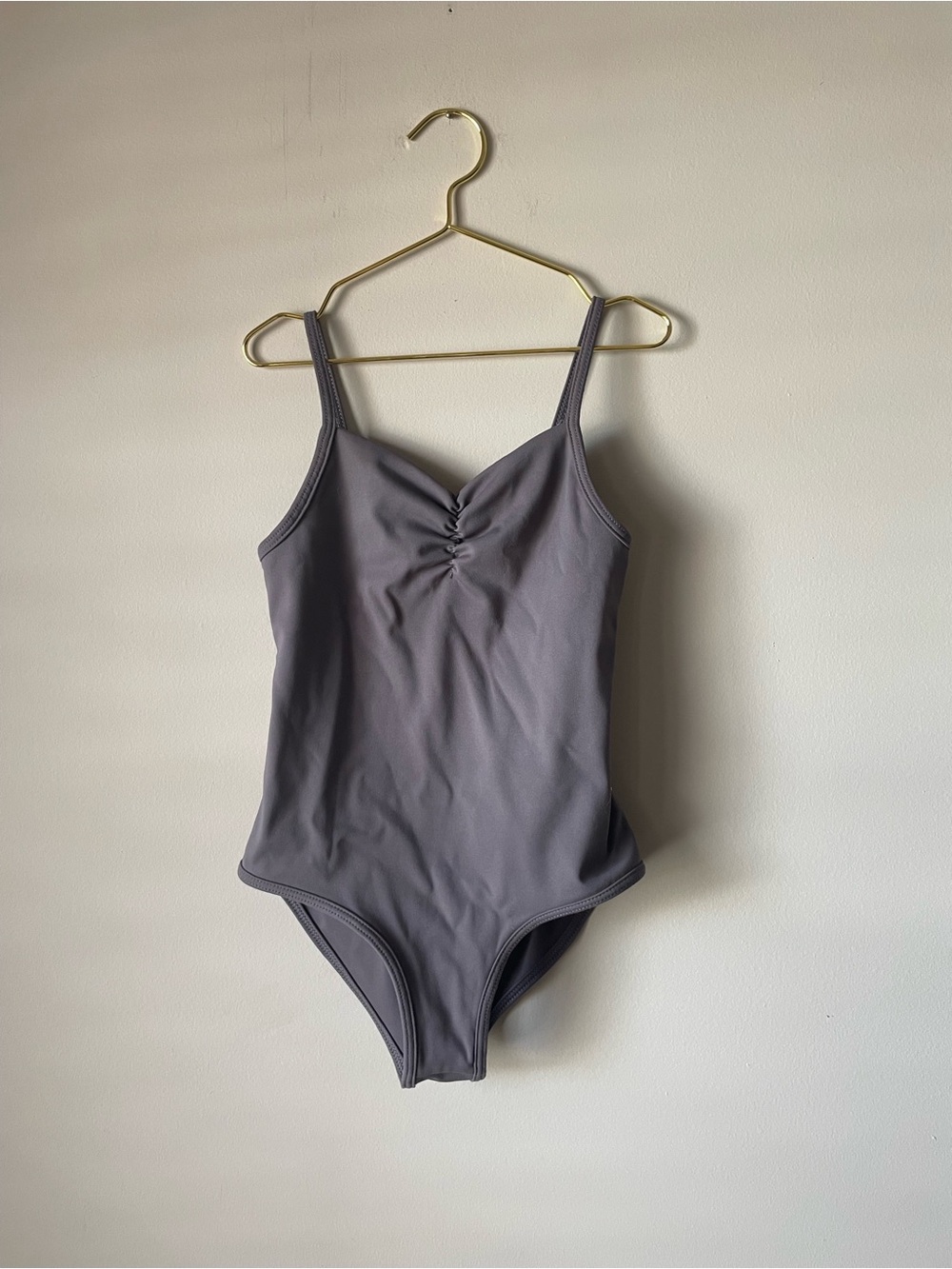 Zara Girls Gray One-Piece gymnastics/dance leotard with Ruched Front Size 6